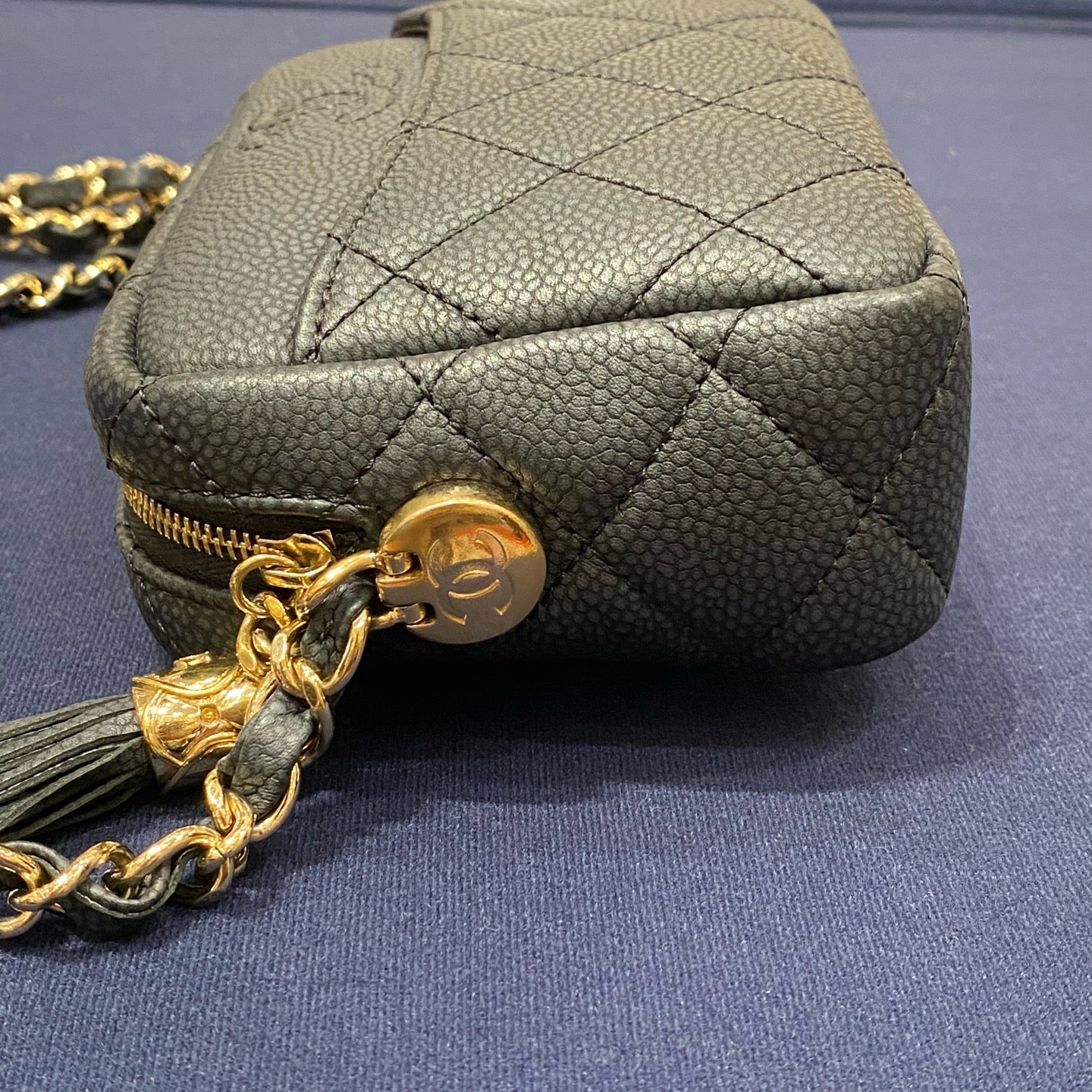 Chanel - Camera Bag with Tassel - Caviar leather - Black with Gold-Tone Hardware - (Mini)