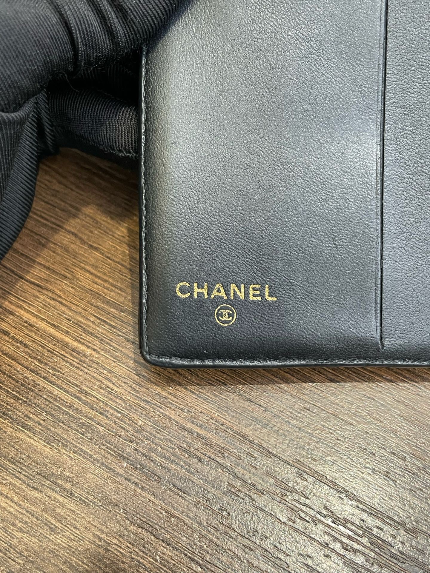 Chanel - CC Bifold Wallet - Leather - Black - (mini)