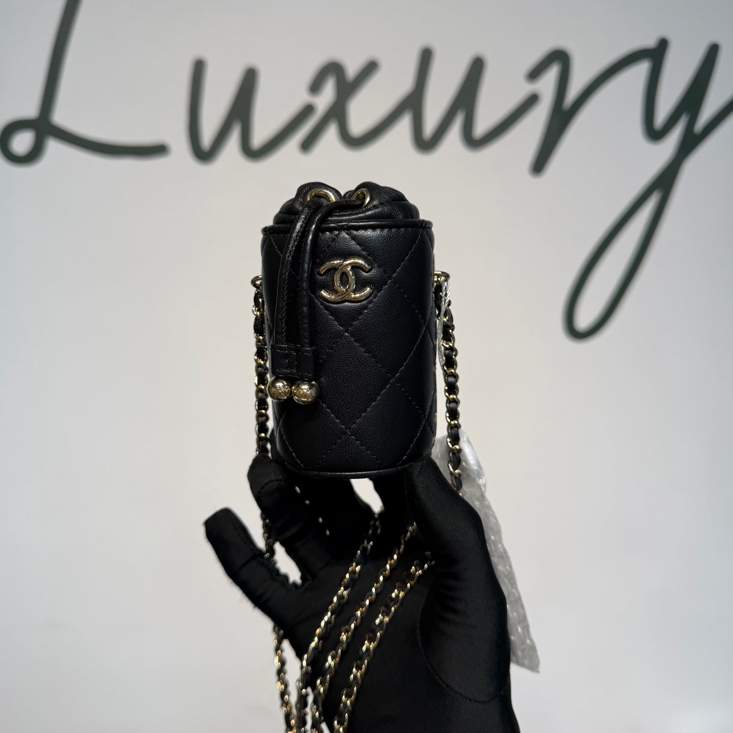 Chanel - CC Drawstring Bucket Bag - Leather - Black - (mini)