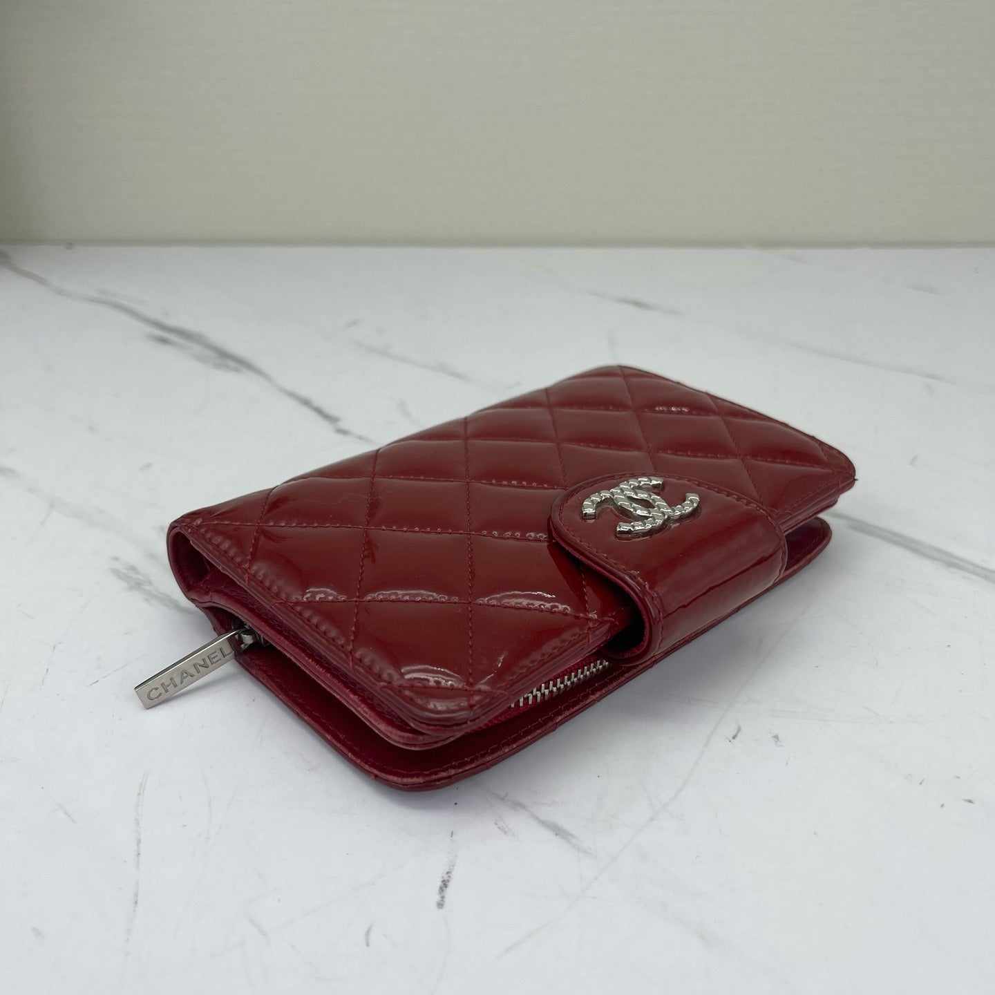 Chanel - CC - Patent leather - Red