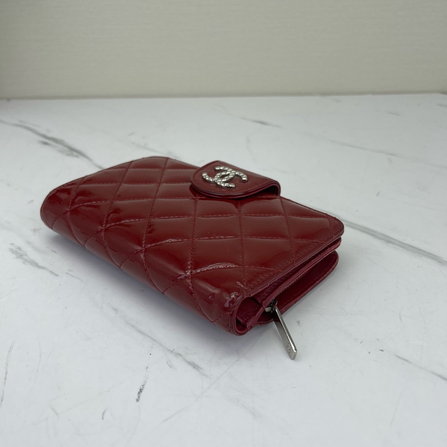 Chanel - CC - Patent leather - Red