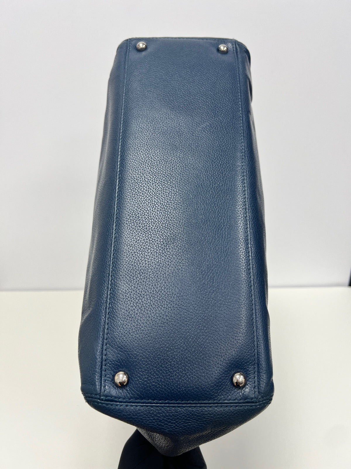 Chanel - Cerf - Leather - Navy - (large)