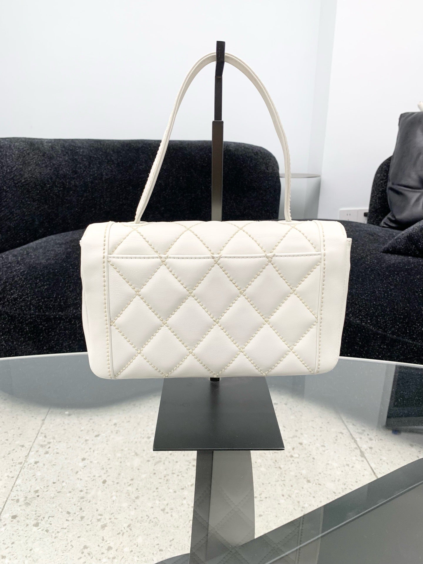 Chanel - CF Flap Bag - Calfskin - White - (medium)