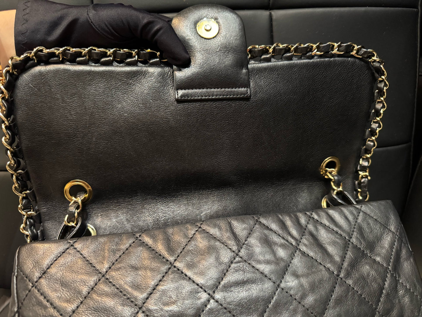Chanel - CF - Leather - Black - (medium)