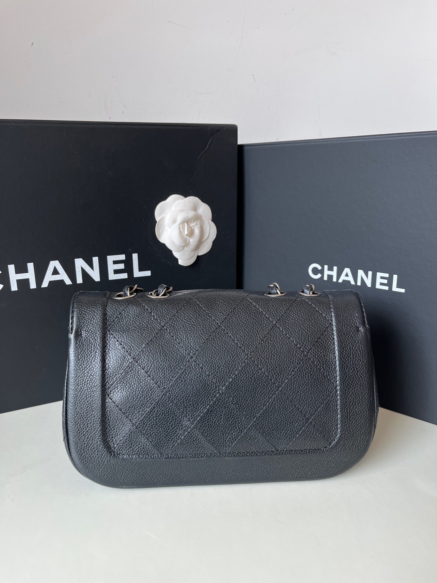 Chanel - CF - Leather - Black - (small)