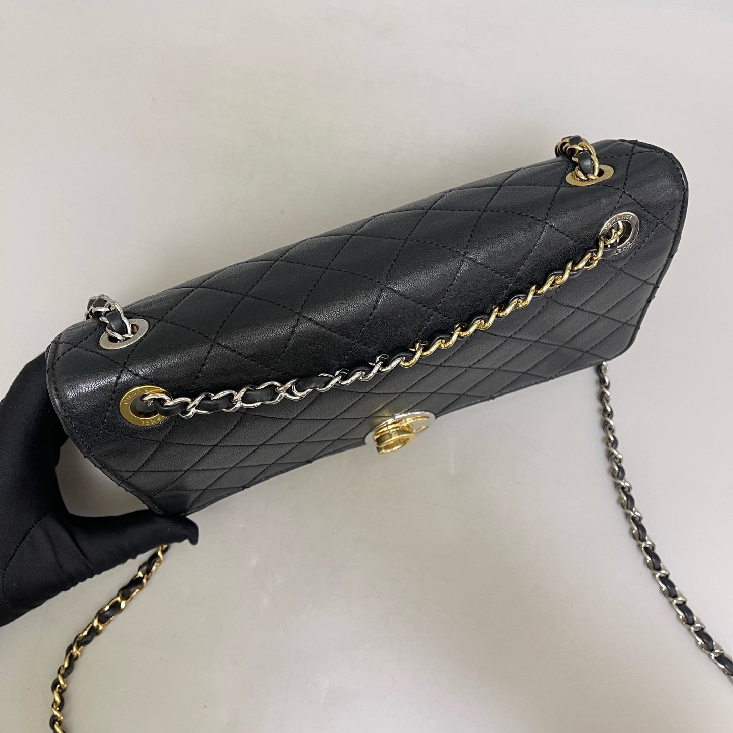 Chanel - CF - Leather - Black - (small)