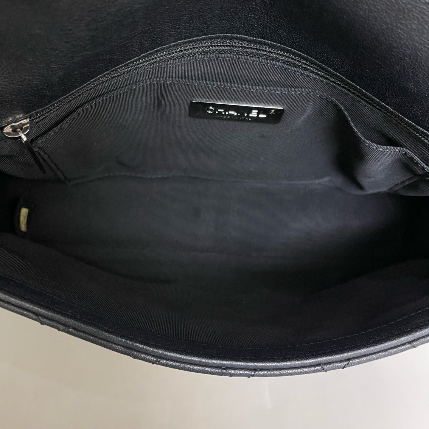Chanel - CF - Leather - Black - (small)