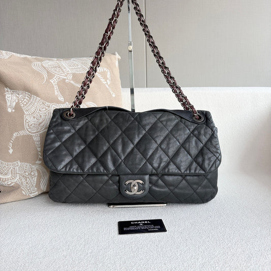 Chanel - CF Mumbai Airport Bag - Leather - Black - (medium)