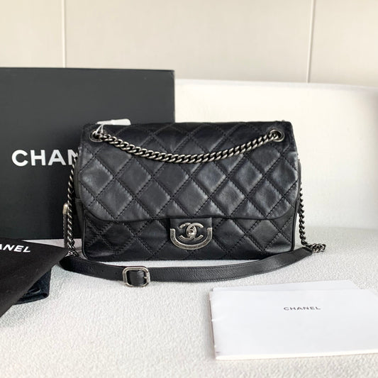 Chanel - CF Series Edinburgh Flap Bag - Leather - Black - (medium)