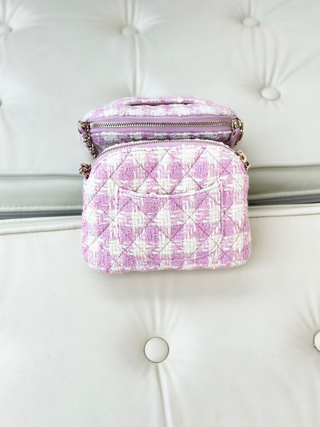 Chanel - CF - Tweed - Pink - (Medium)