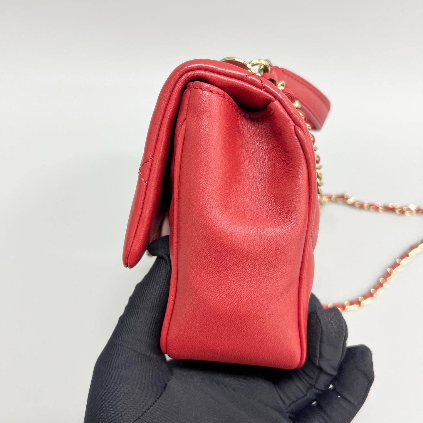 Chanel - Chanel 19 - Leather - Red - (mini)