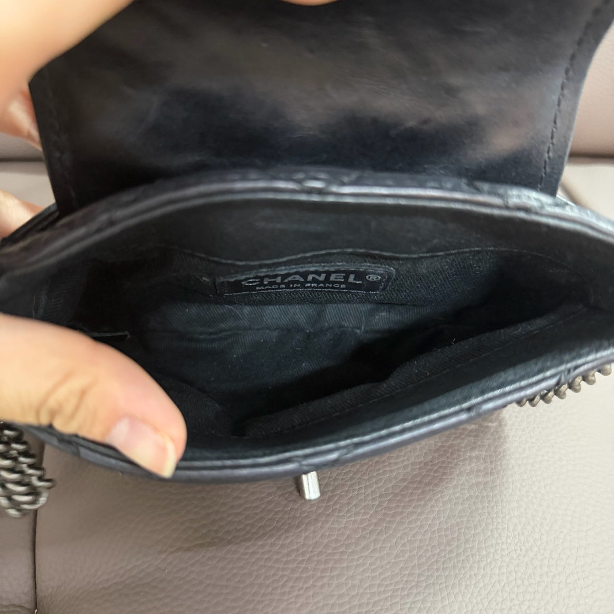 Chanel - Chanel 19 Mini - Leather - Black - (mini)