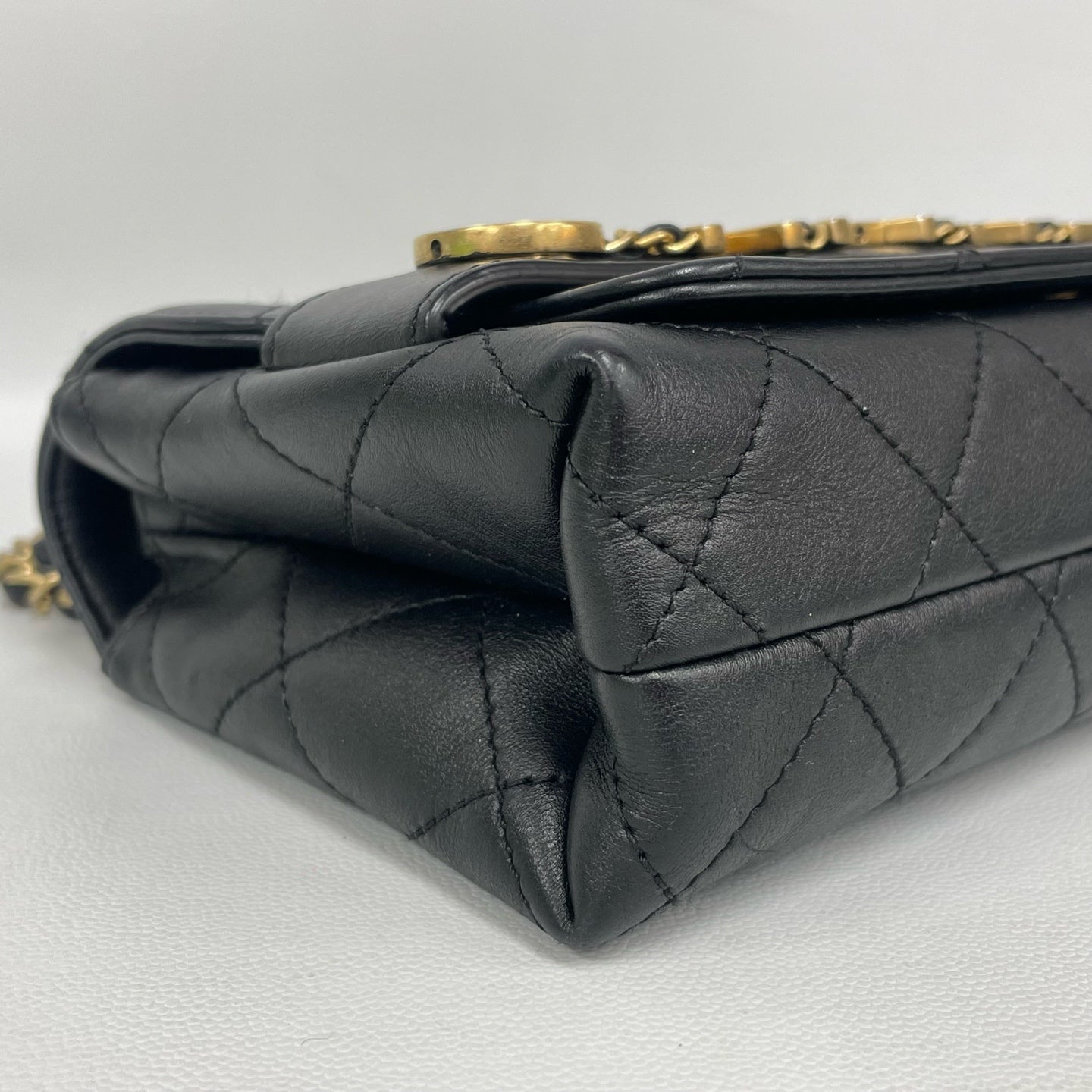 Chanel - Chanel Lettering Flap Bag - Lambskin leather - Black with Gold-Tone Hardware - (small)