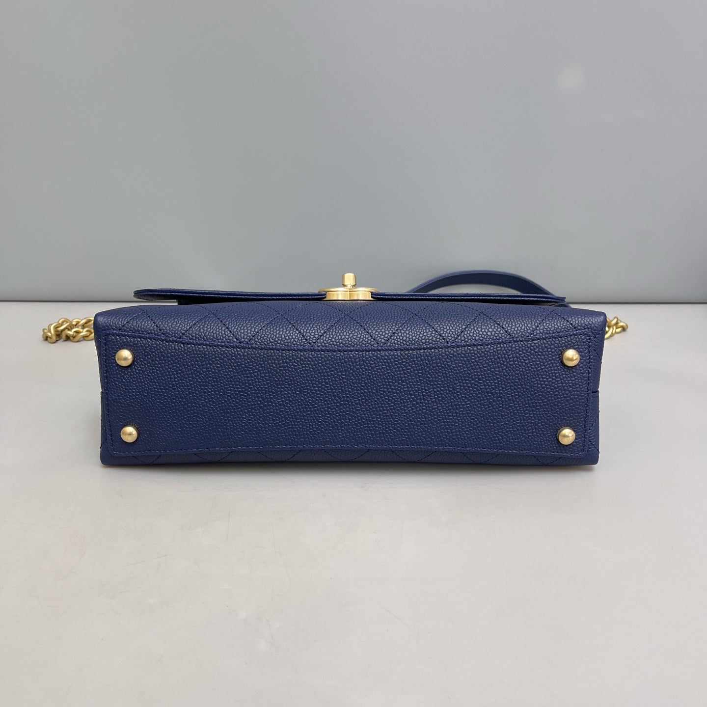 Chanel - Chic Affinity - Leather - Blue - (medium)