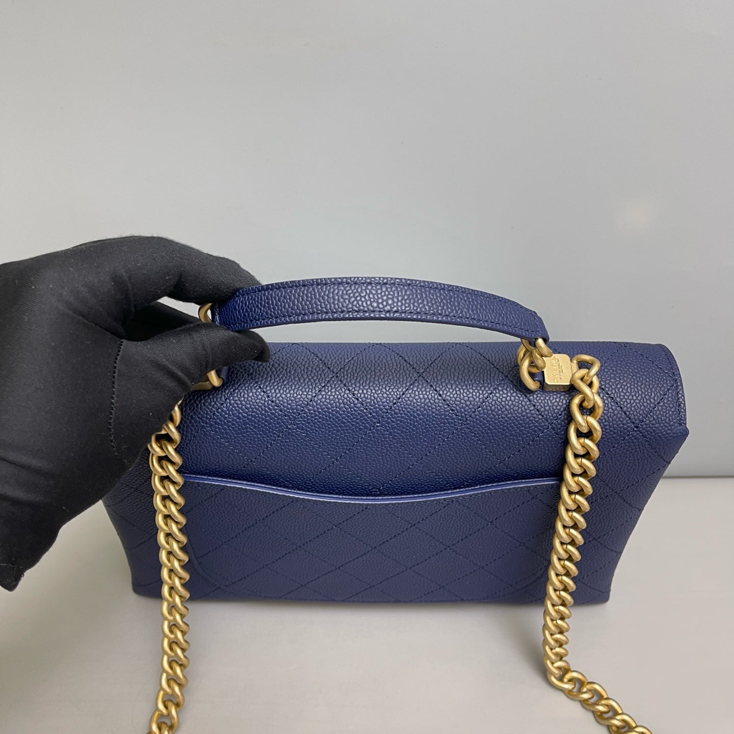 Chanel - Chic Affinity - Leather - Blue - (medium)