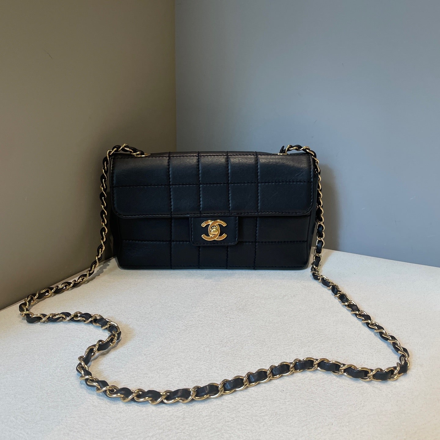 Chanel - Chocolate Bar - Leather - Black - (small)