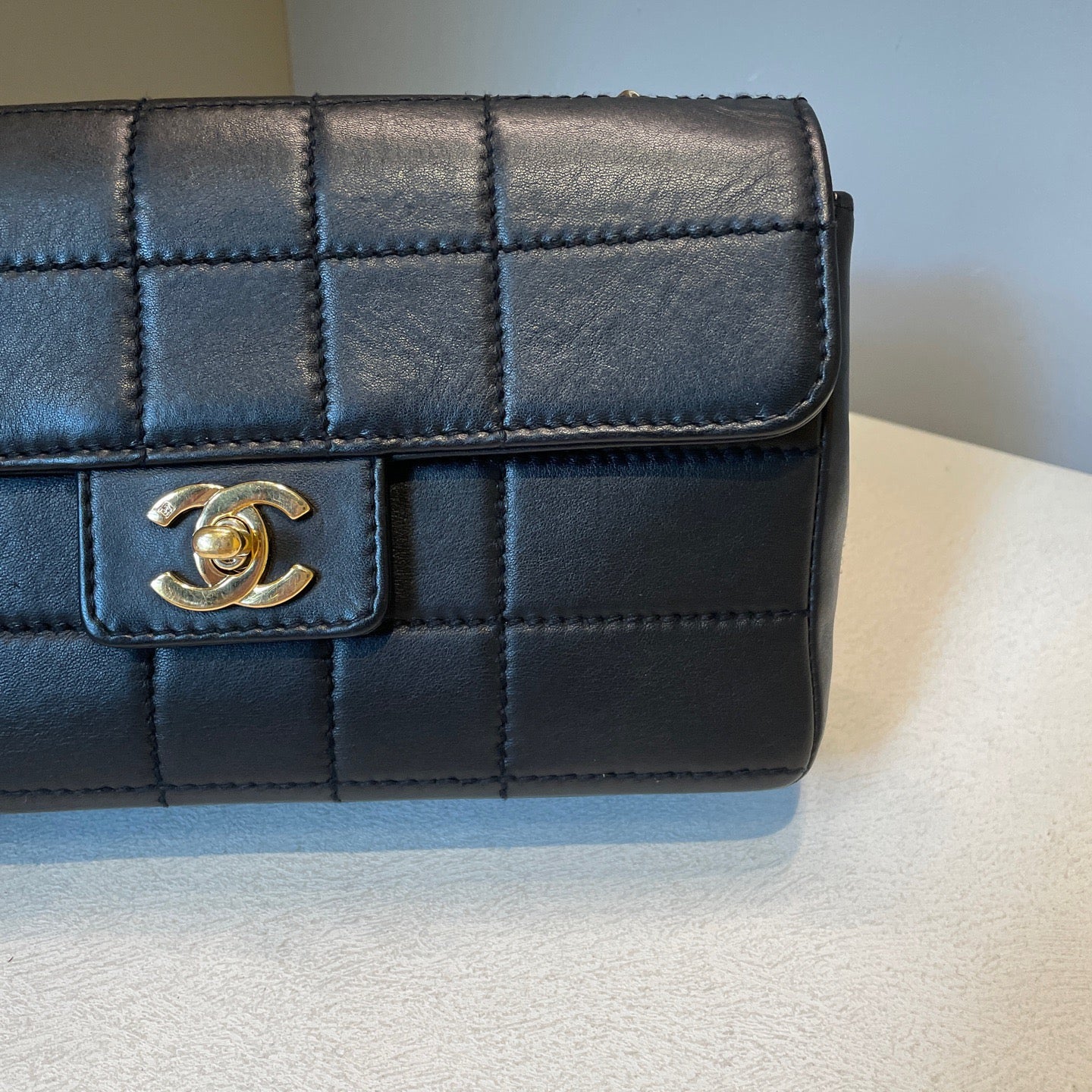 Chanel - Chocolate Bar - Leather - Black - (small)