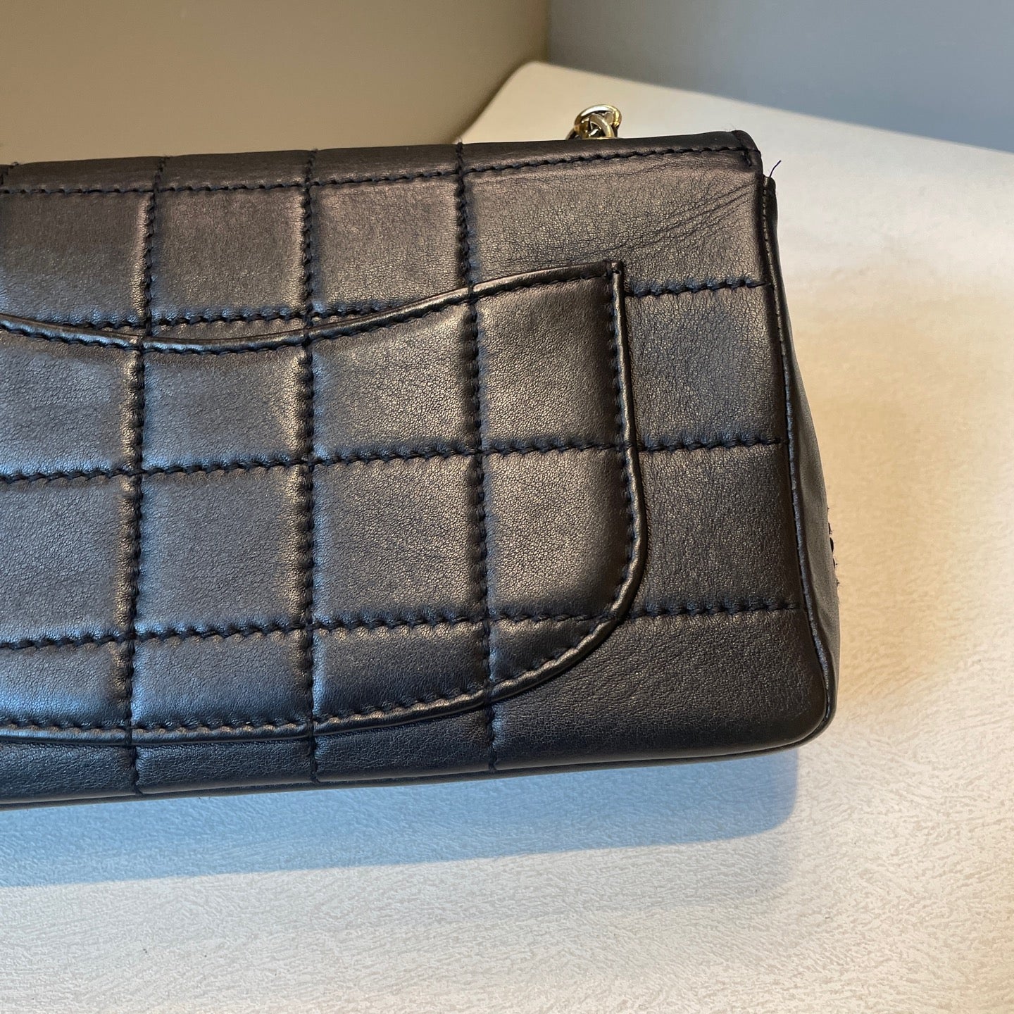 Chanel - Chocolate Bar - Leather - Black - (small)