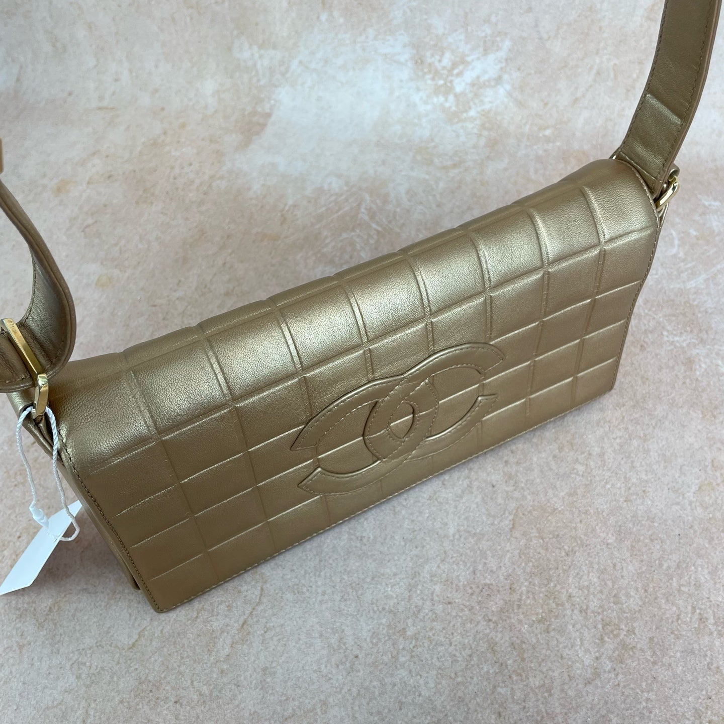 Chanel - Chocolate Bar - Leather - Gold - (small)