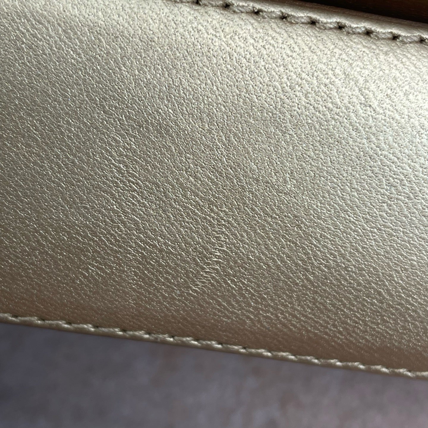 Chanel - Chocolate Bar - Leather - Gold - (small)
