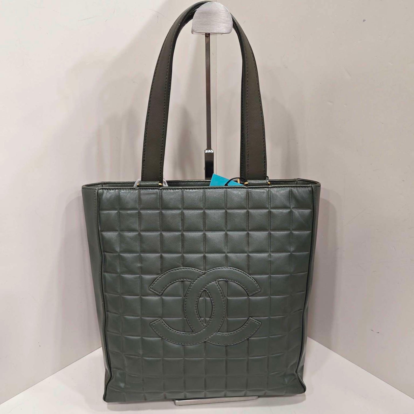 Chanel - Chocolate Bar - Leather - Green - (medium)