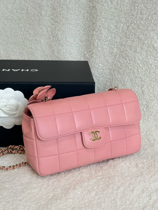 Chanel - Chocolate Bar - Leather - Pink - (mini)