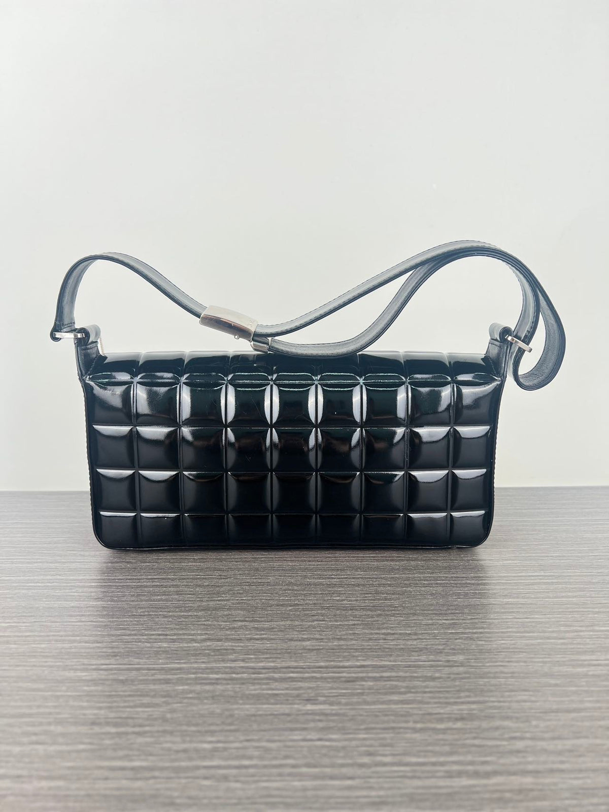 Chanel - Chocolate Bar - Patent leather - Black - (small)