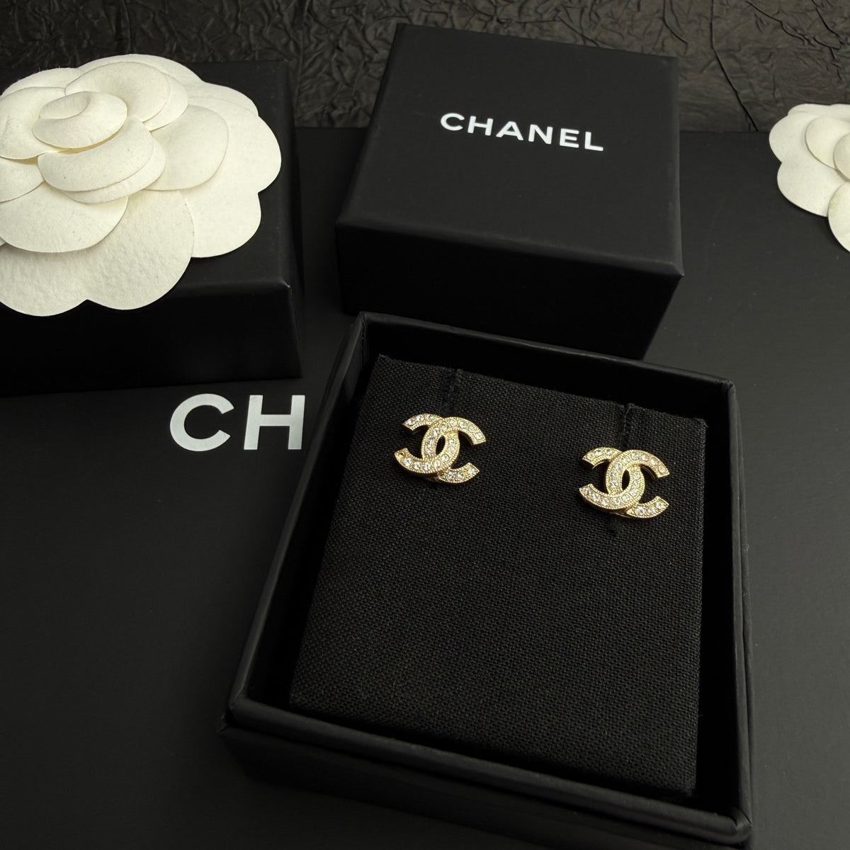 Chanel - Classic CC - Crystal - Gold