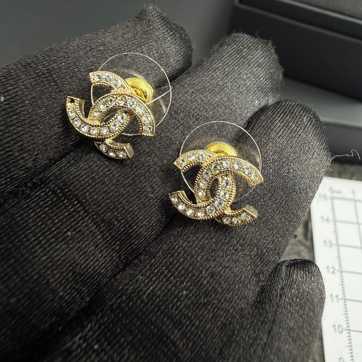 Chanel - Classic CC - Crystal - Gold