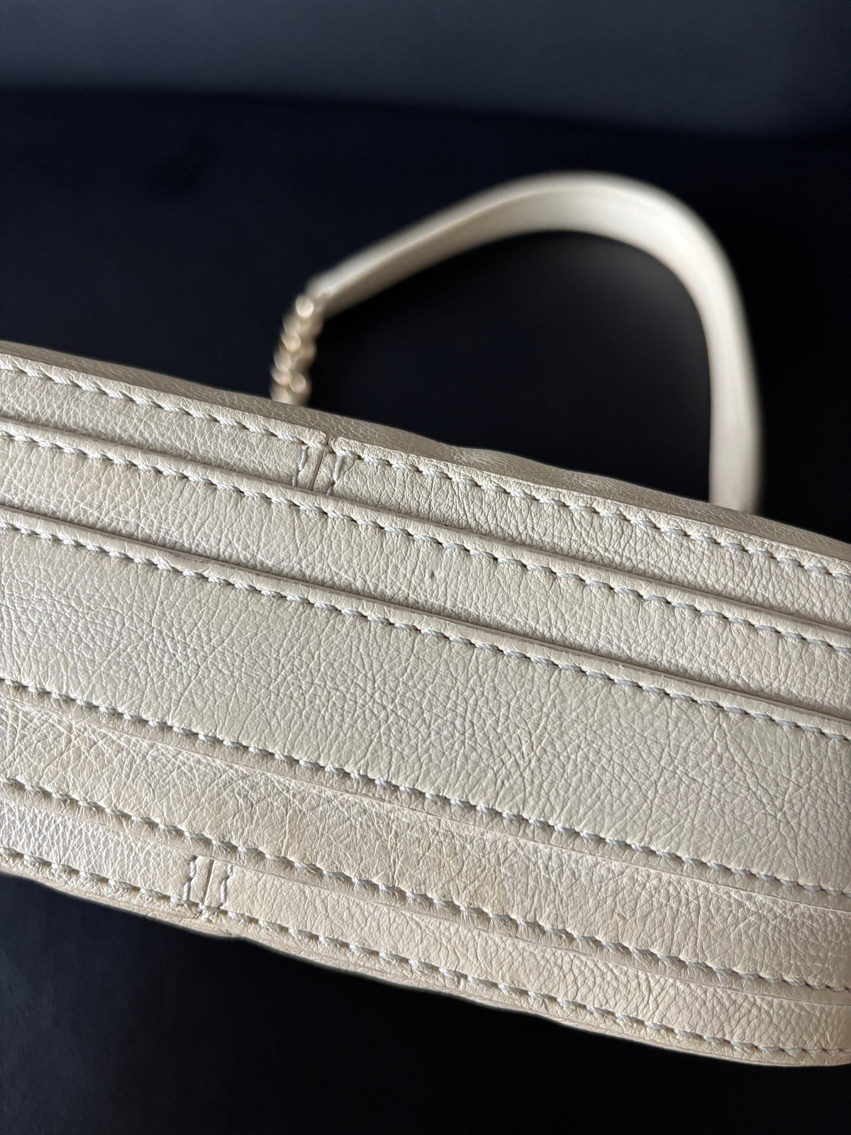 Chanel - Classic Flap 26 - Leather - White - (medium)