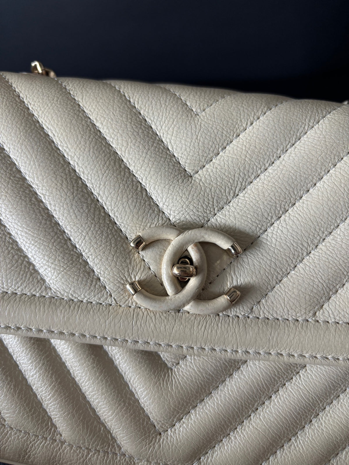 Chanel - Classic Flap 26 - Leather - White - (medium)