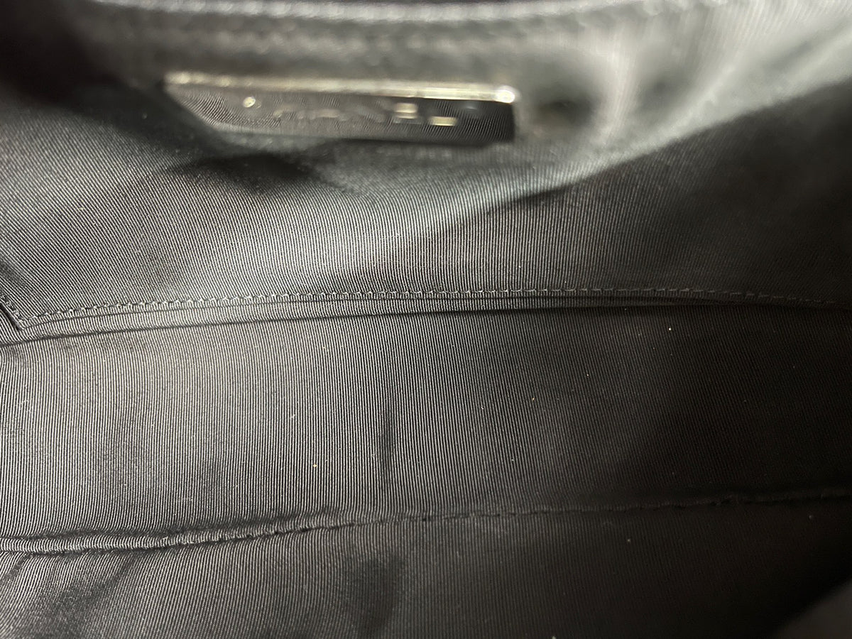 Chanel - Classic Flap 28 - Leather - Black - (medium)