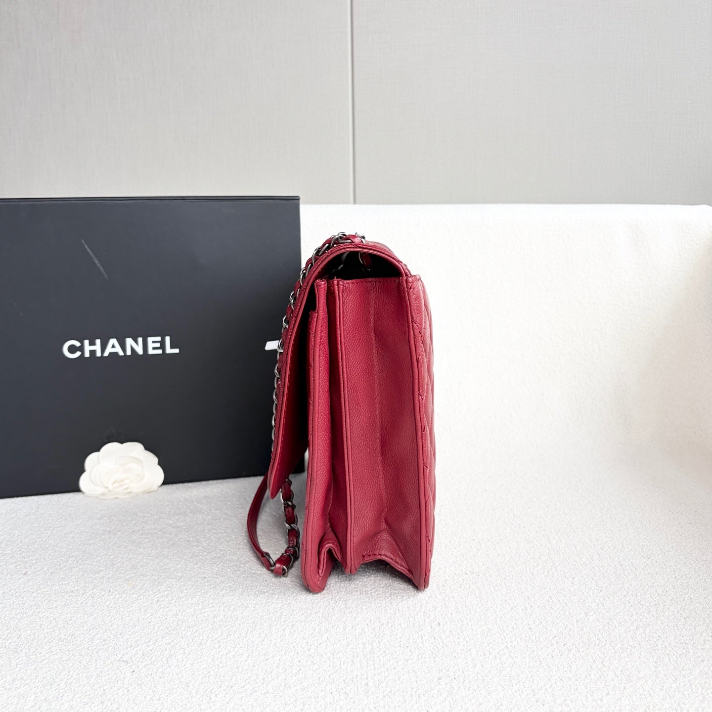 Chanel - Classic Flap Accordion Bag - Caviar leather - Red - (medium)