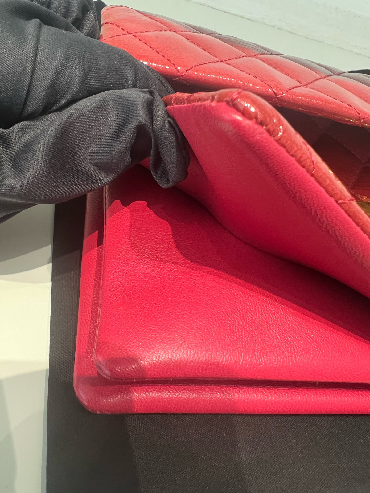 Chanel - Classic Flap Accordion - Patent leather - Red - (medium)