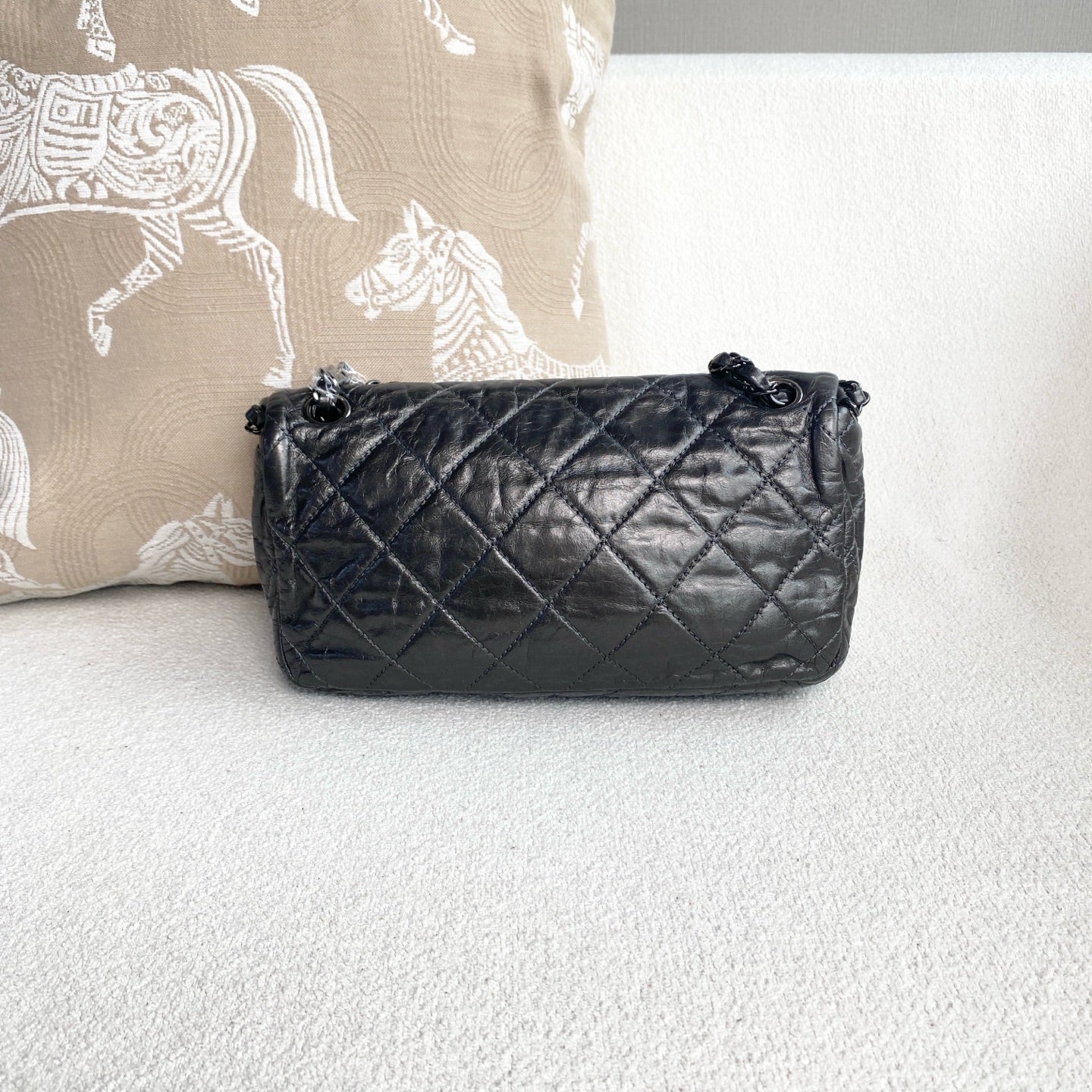 Chanel - Classic Flap Bag - Aged calfskin leather - Dark Grey - (Medium)