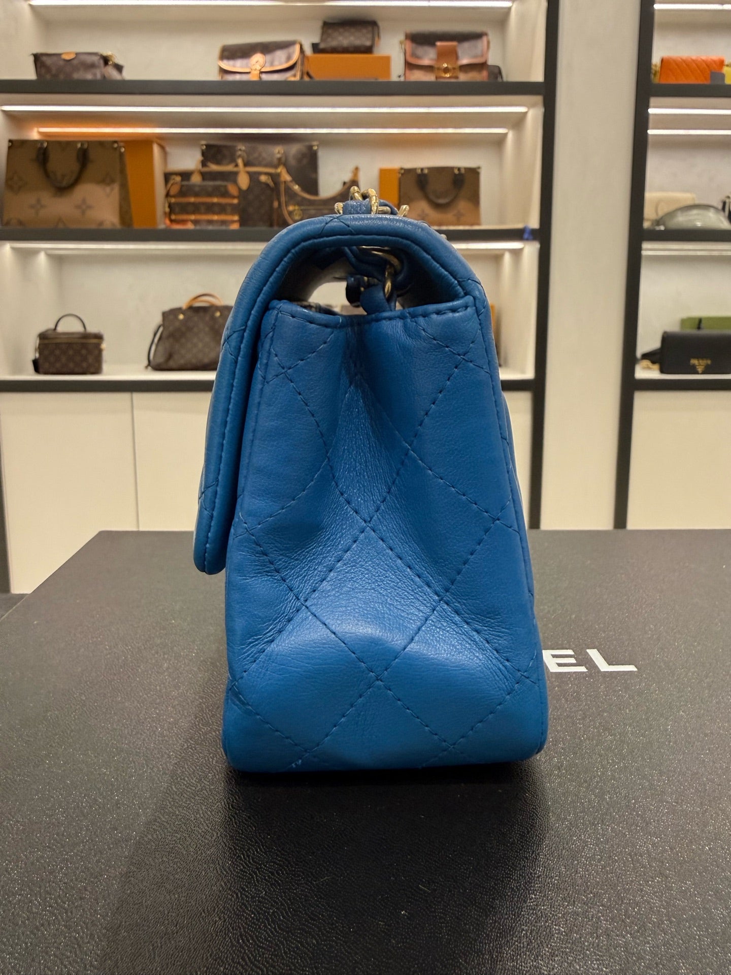 Chanel - Classic Flap Bag Mini with Gold Ball - Lambskin leather - Blue - (mini)