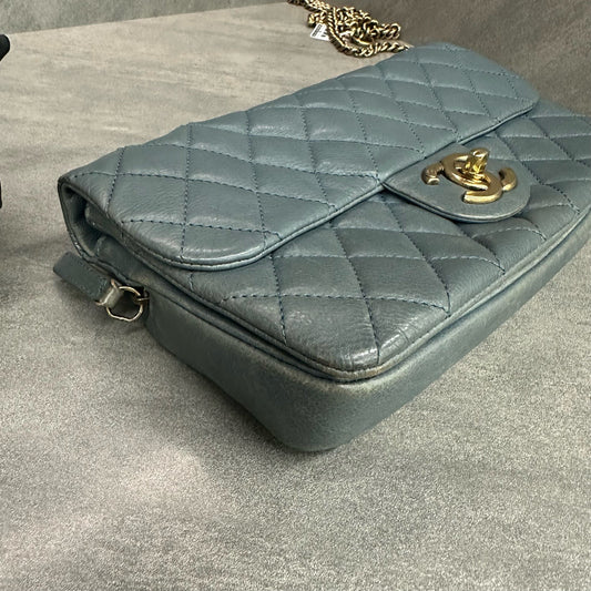 Chanel - Classic Flap Baguette - Leather - Blue - (medium)