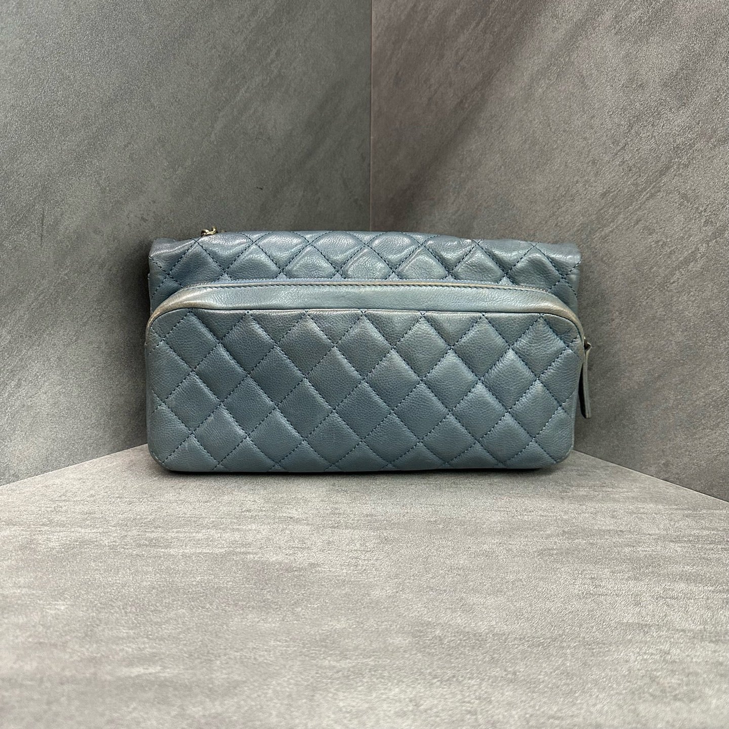 Chanel - Classic Flap Baguette - Leather - Blue - (medium)