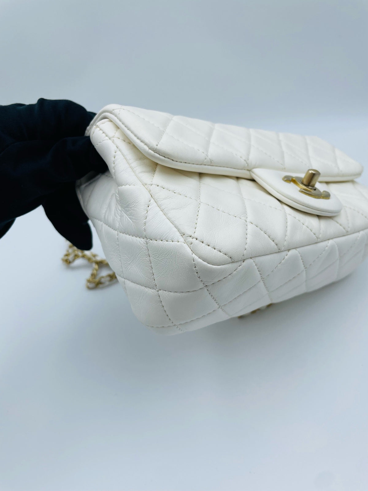 Chanel - Classic Flap Big Mini - Leather - White - (mini)