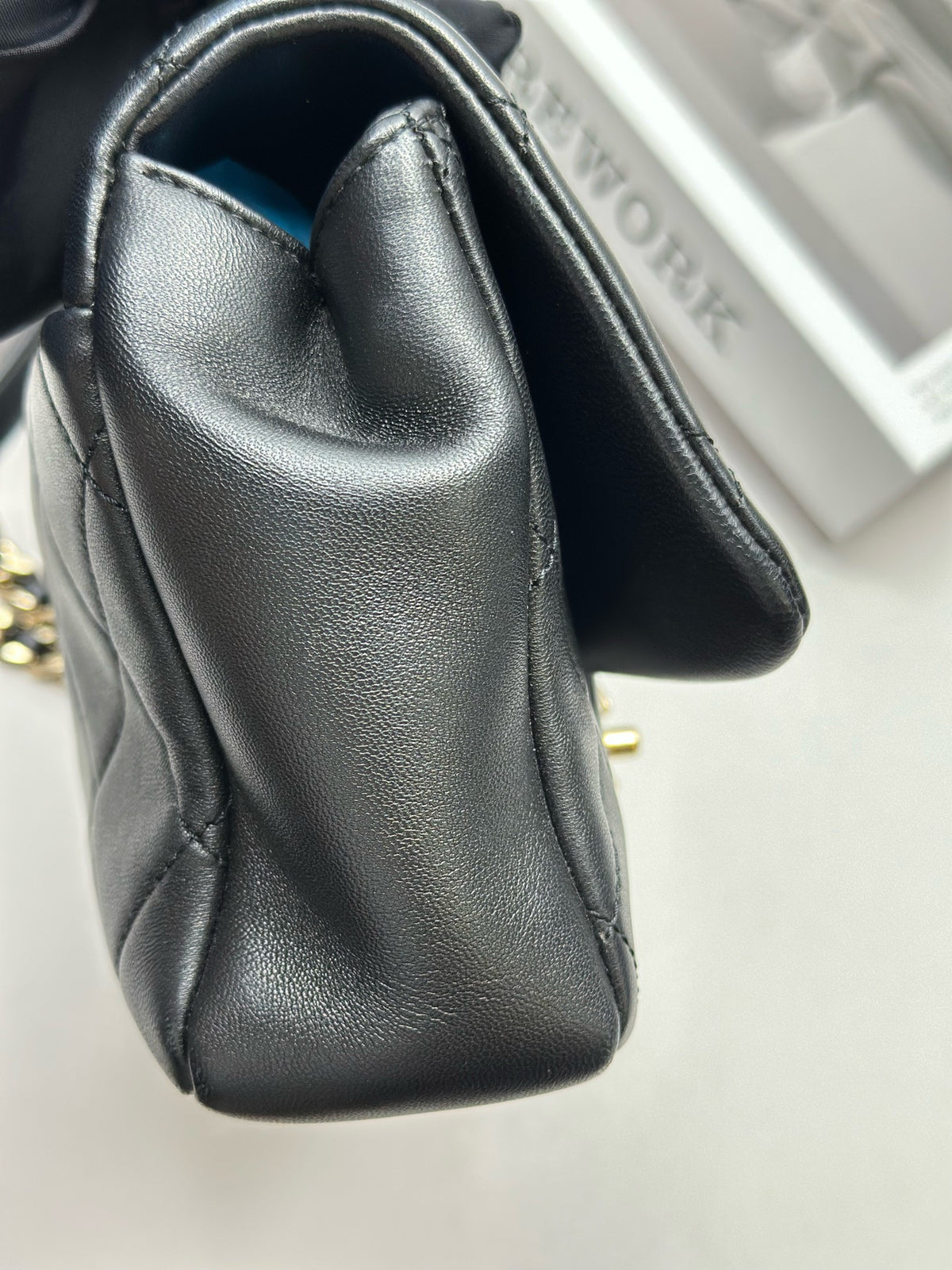 Chanel - Classic Flap Big Mini Resort Collection - Leather - Black - (mini)