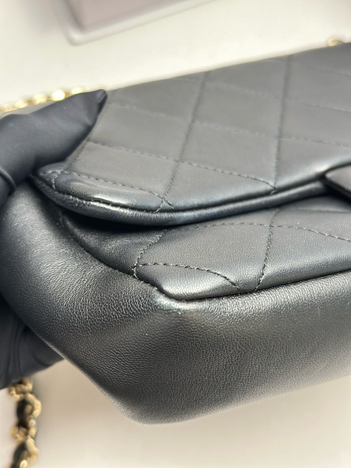 Chanel - Classic Flap Big Mini Resort Collection - Leather - Black - (mini)
