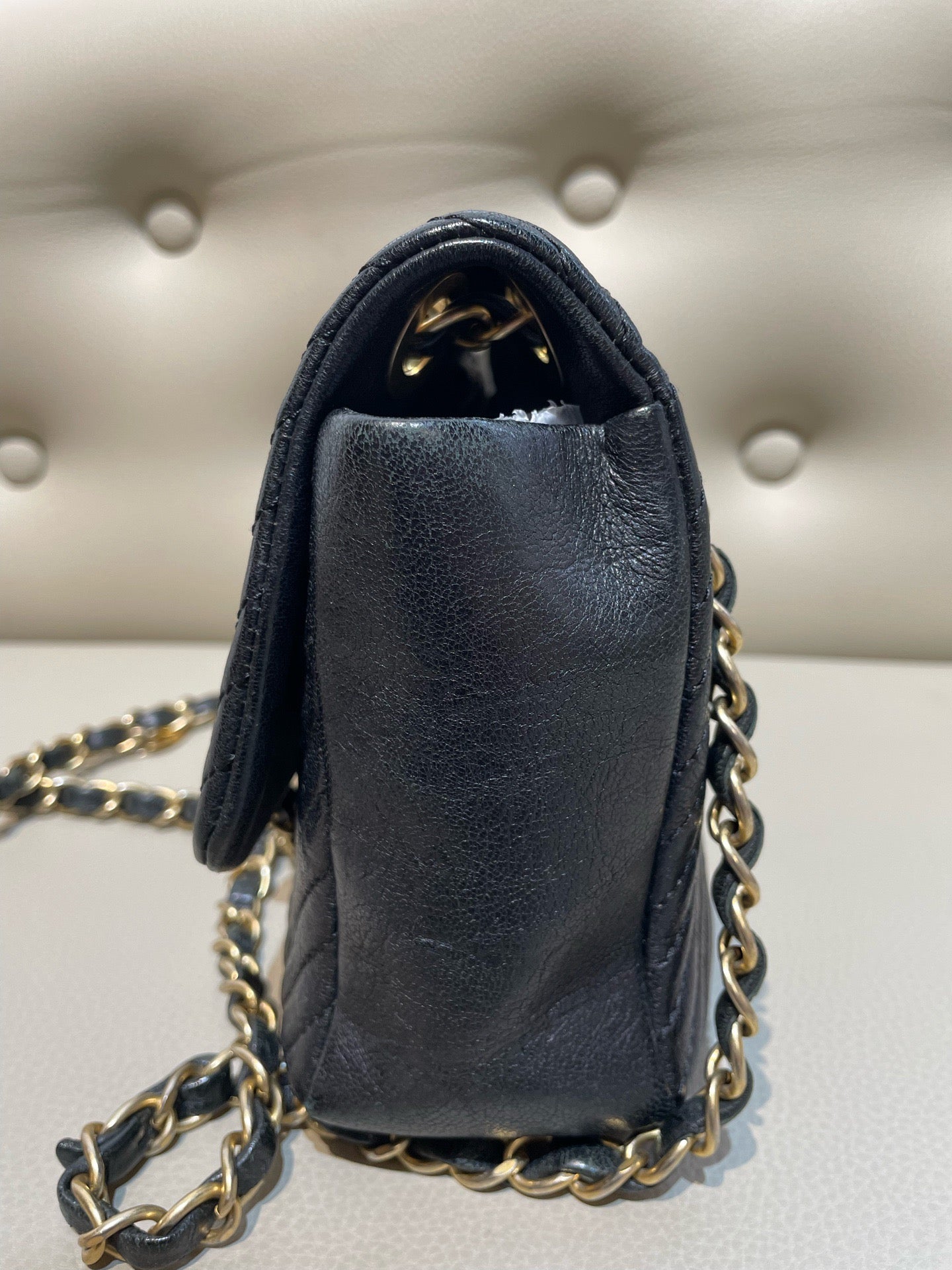 Chanel - Classic Flap - Calfskin - Black - (Medium)