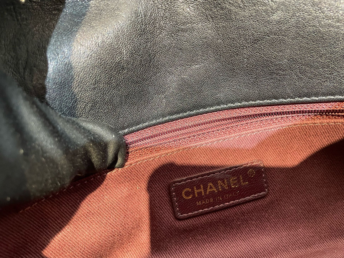 Chanel - Classic Flap - Calfskin - Black - (Medium)