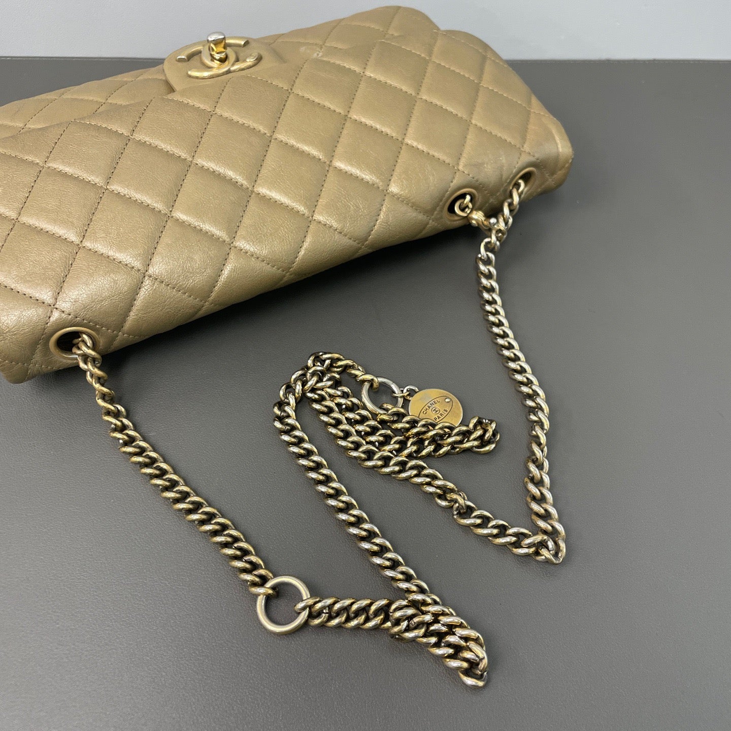 Chanel - Classic Flap - Calfskin - Gold - (large)