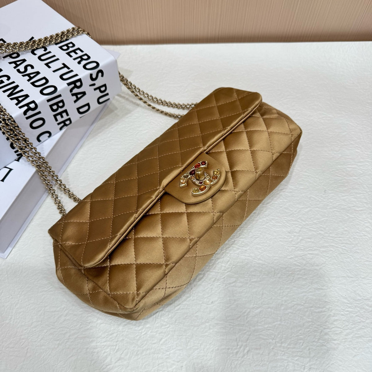 Chanel - Classic Flap - Cloth - Gold