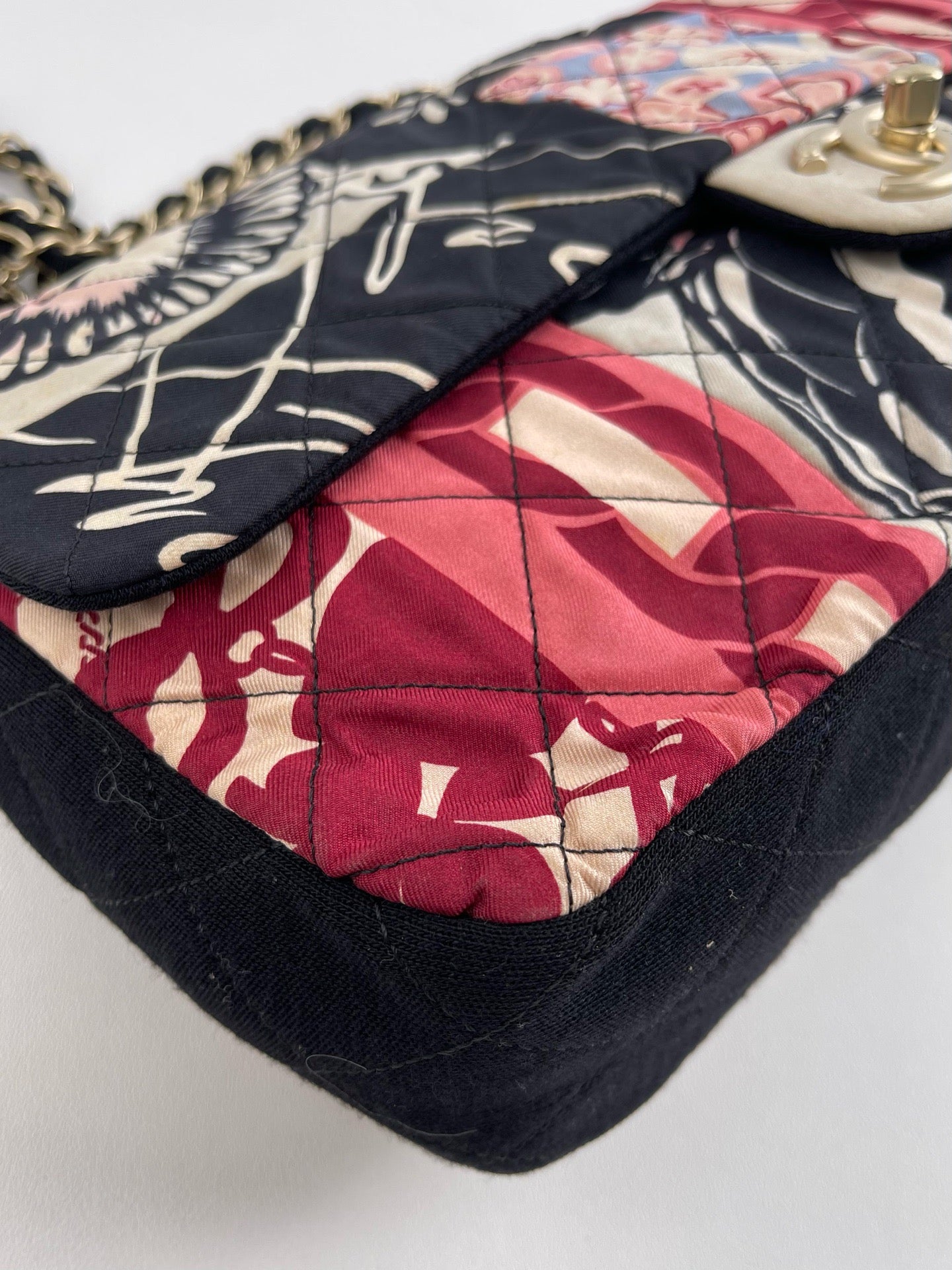 Chanel - Classic Flap - Cloth - Multicolour - (medium)