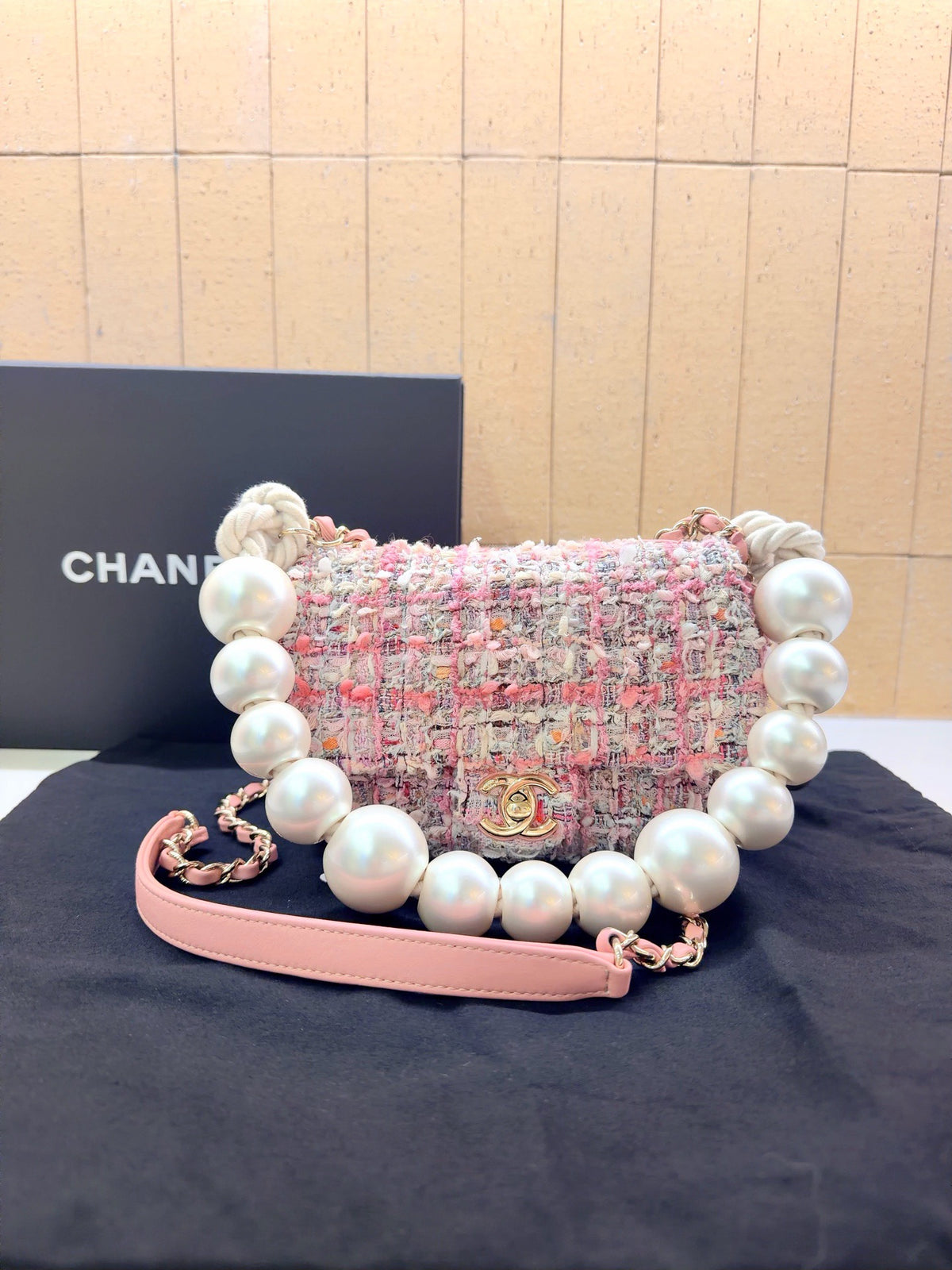 Chanel - Classic Flap - Cloth - Pink - (mini)