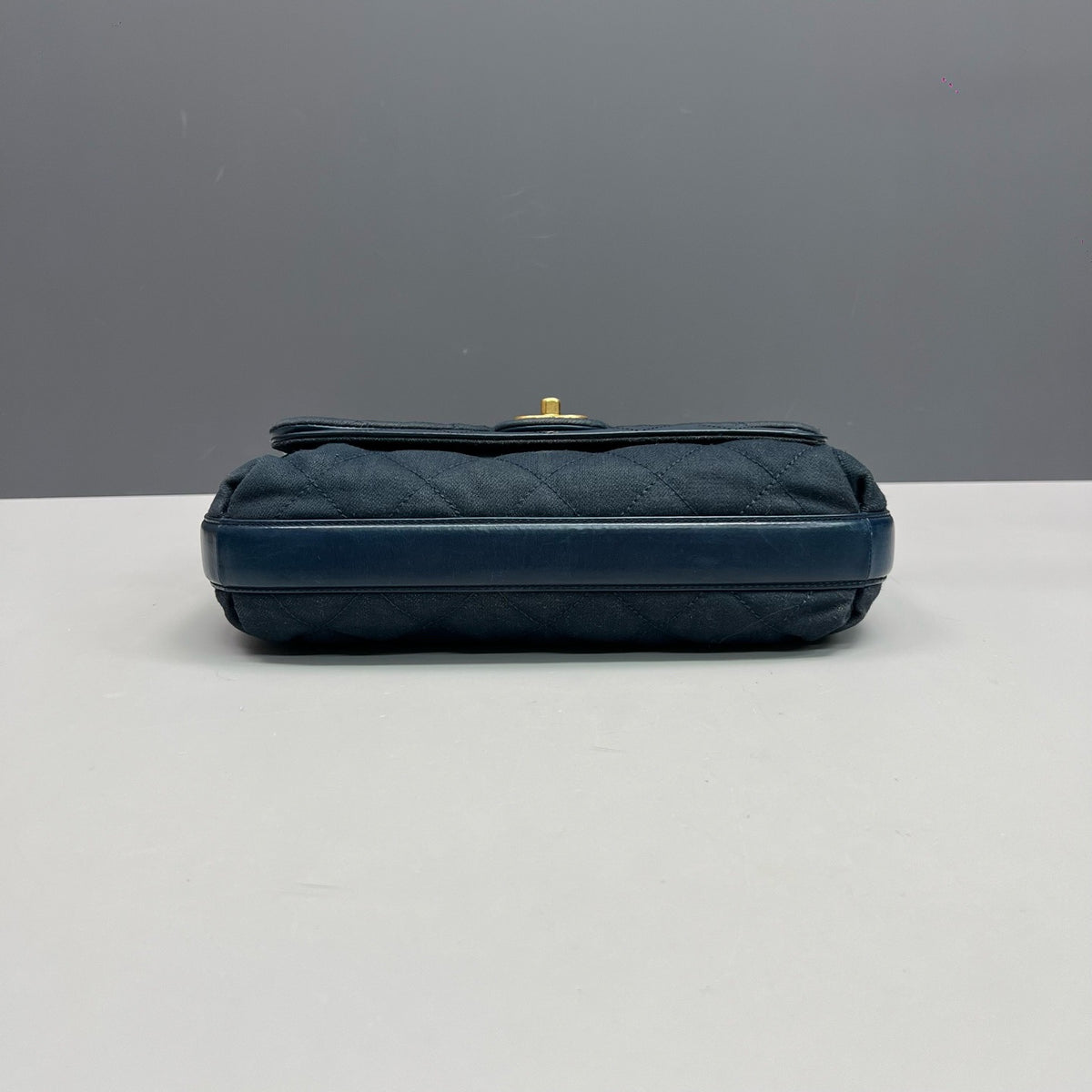 Chanel - Classic Flap - Denim - Jeans - Blue - (large)