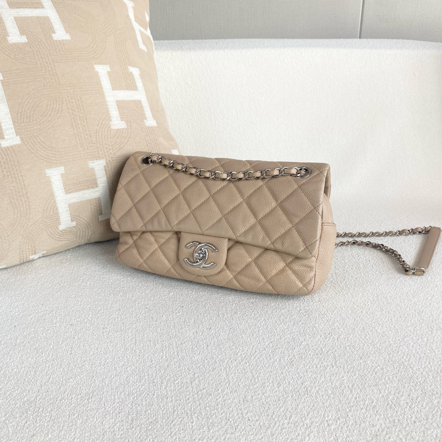 Chanel - Classic Flap Easy - Leather - Beige - (mini)