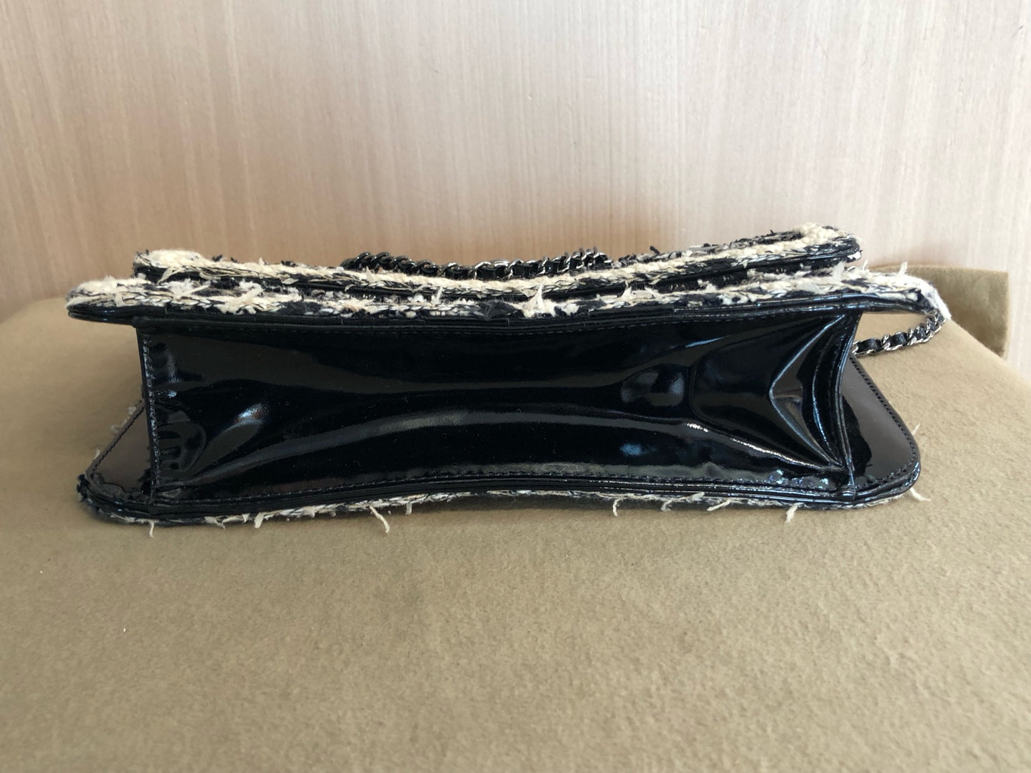 Chanel - Classic Flap - Fabric - Multicolour - (medium)